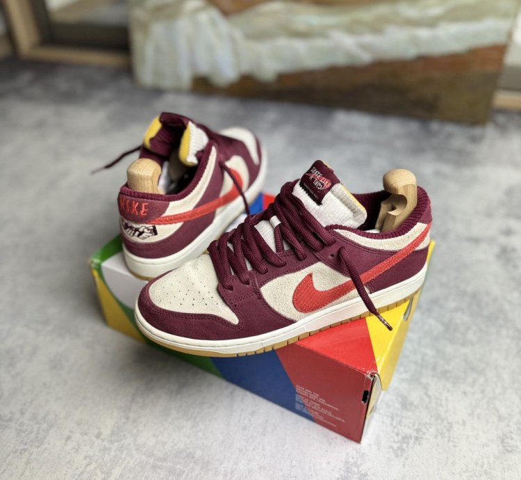 Nike Sb Dunk Low Qs Vintage Y2k Skate Like Girl Sneakers