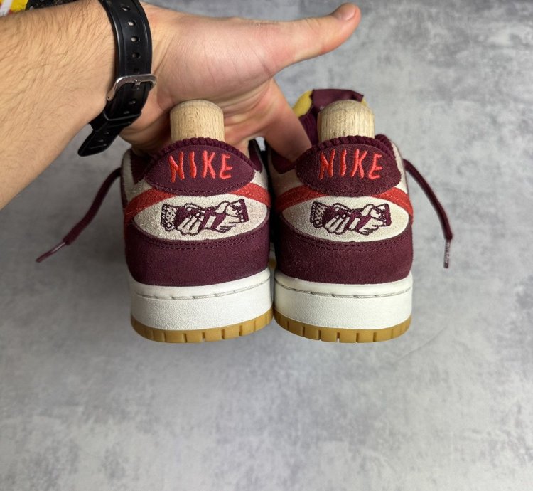 Nike Sb Dunk Low Qs Vintage Y2k Skate Like Girl Sneakers