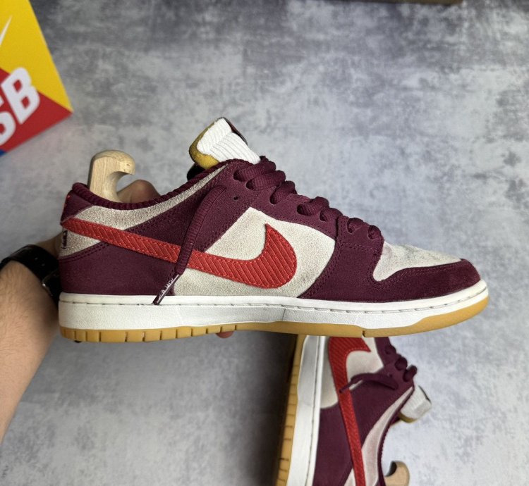 Nike Sb Dunk Low Qs Vintage Y2k Skate Like Girl Sneakers