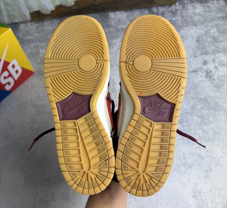 Nike Sb Dunk Low Qs Vintage Y2k Skate Like Girl Sneakers