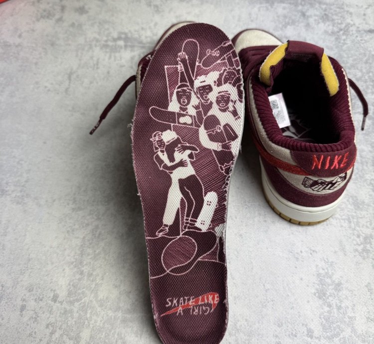 Nike Sb Dunk Low Qs Vintage Y2k Skate Like Girl Sneakers