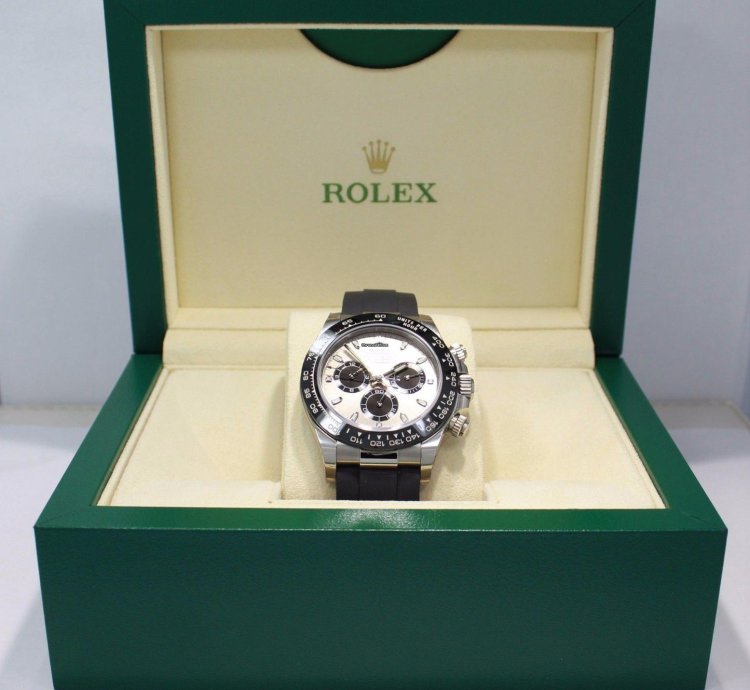 Rolex Daytona 18k White Gold 116519ln Oyster Perpetual Unworn Box Papers