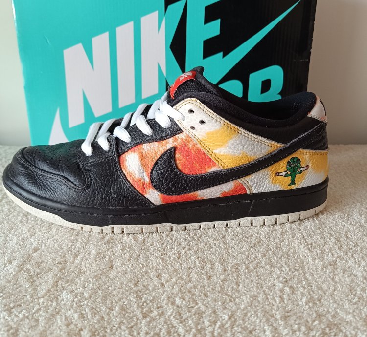 Nike Sb Dunk Low Raygun Tie-dye Black