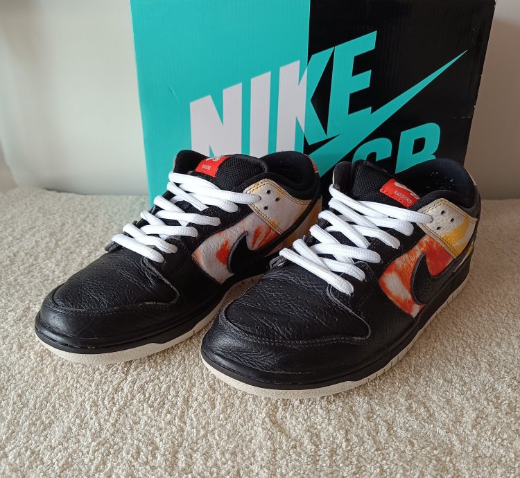 Nike Sb Dunk Low Raygun Tie-dye Black