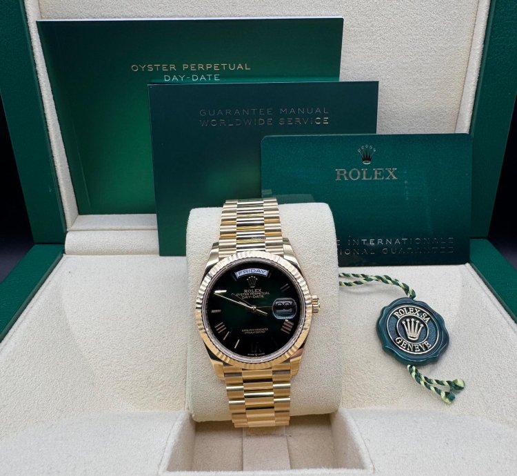 Rolex Day-date 36 Green Ombre Roman Dial Unworn