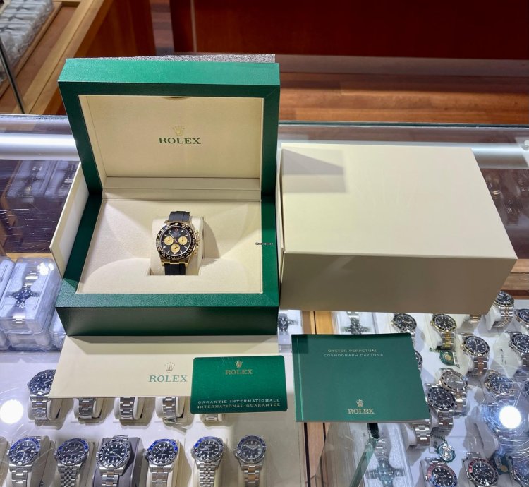 Rolex Daytona 18k Yellow Gold 116518ln Oysterflex Newman Dial Watch Unworn