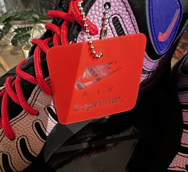 Supreme Nike Air Bakin 2023 New Size 11