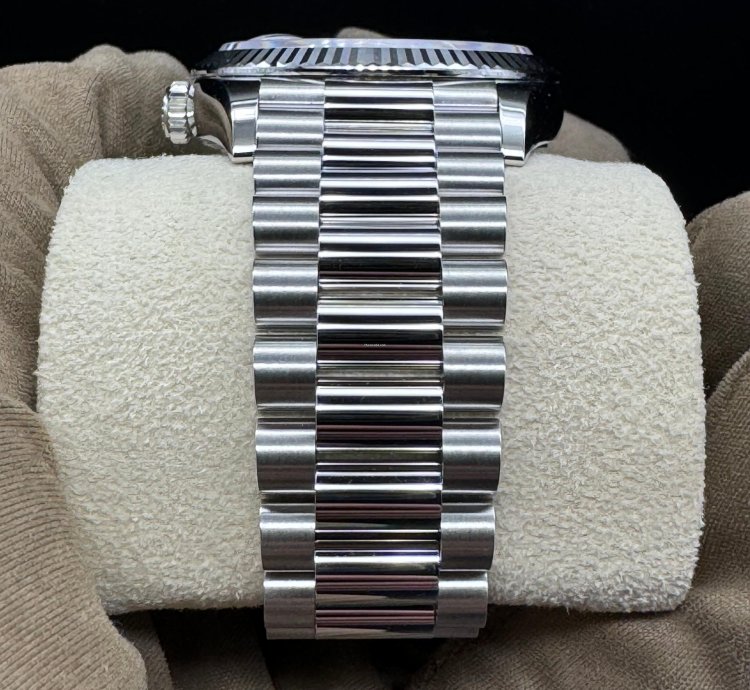 Rolex Day-date 36 Ice Blue Roman Dial Unworn