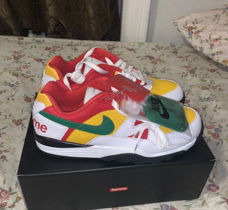 Supreme Nike Air Cross Trainer 3 Low White
