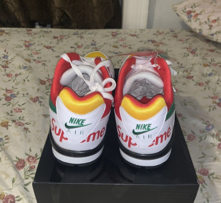 Supreme Nike Air Cross Trainer 3 Low White