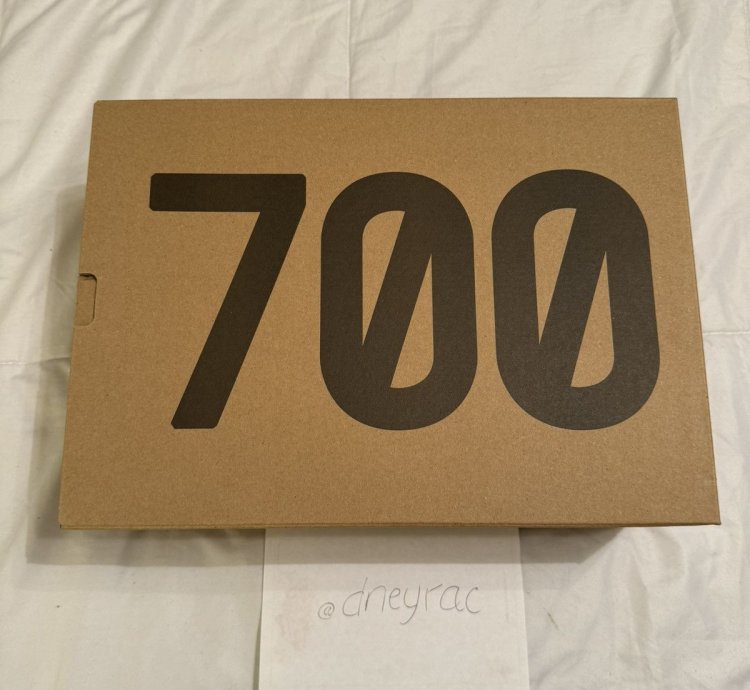 2022 Adidas Yeezy 700 V3 Azael