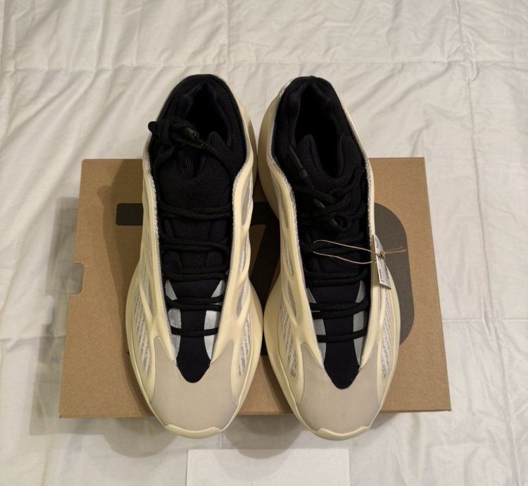 2022 Adidas Yeezy 700 V3 Azael