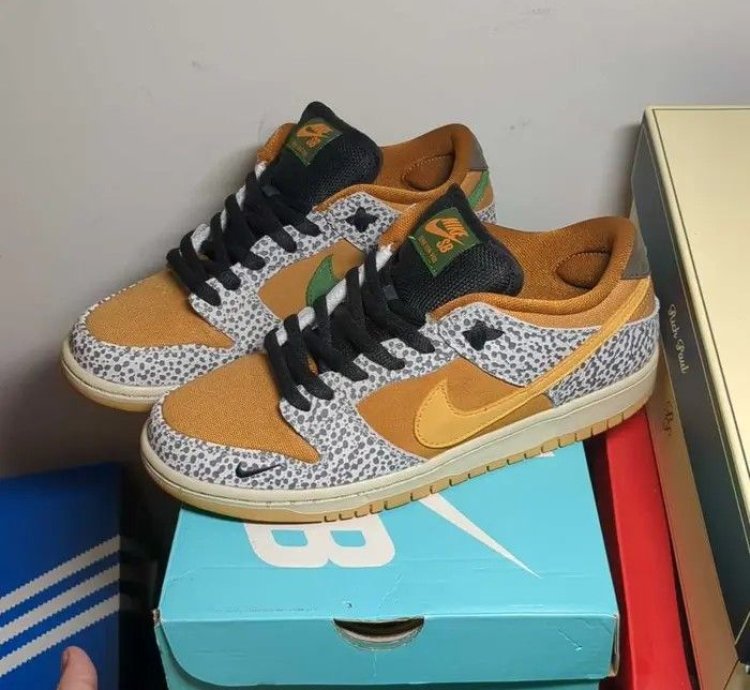 Nike Sb Dunk Low Safari Us Men Size 8 Extra Laces With Box