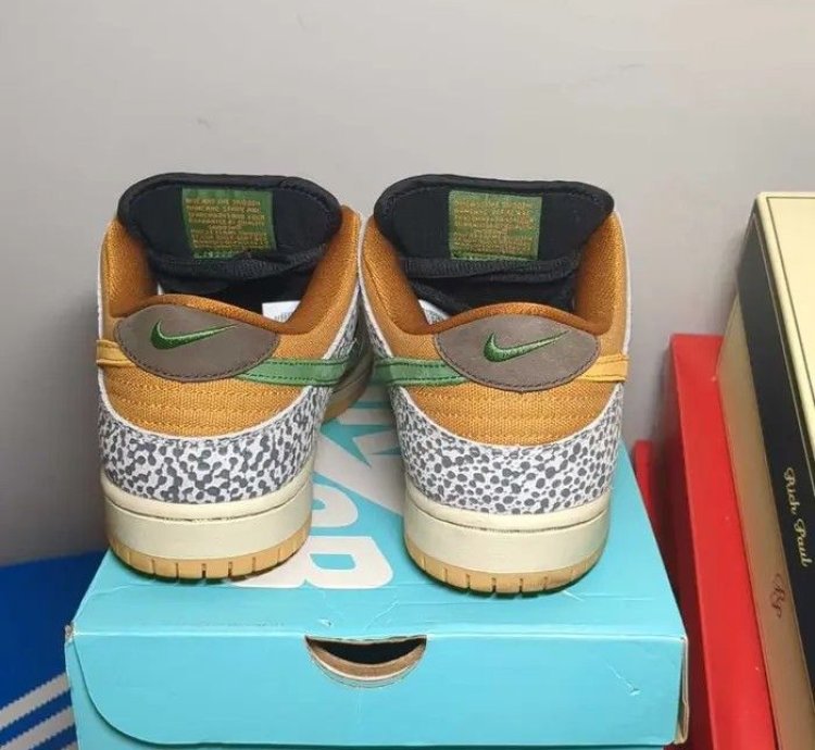 Nike Sb Dunk Low Safari Us Men Size 8 Extra Laces With Box