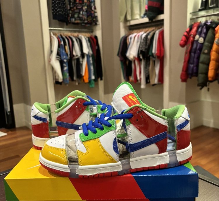 Nike Sb Dunk Low Sandy Bodecker