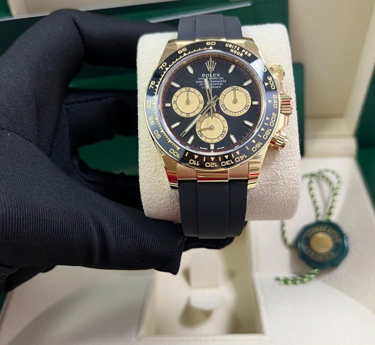 Rolex Daytona 18k Yellow Gold Paul Newman Dial 126518ln