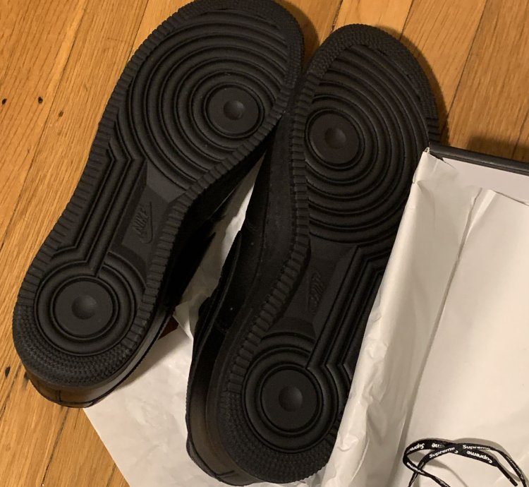 Supreme Nike Air Force 1 Black