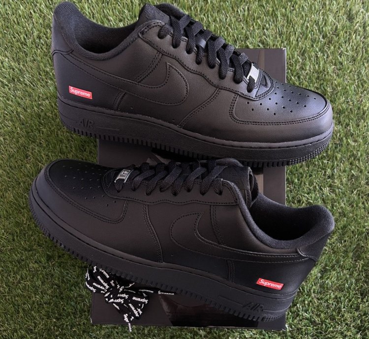 Supreme Nike Air Force 1 Black Size 10 Brand New
