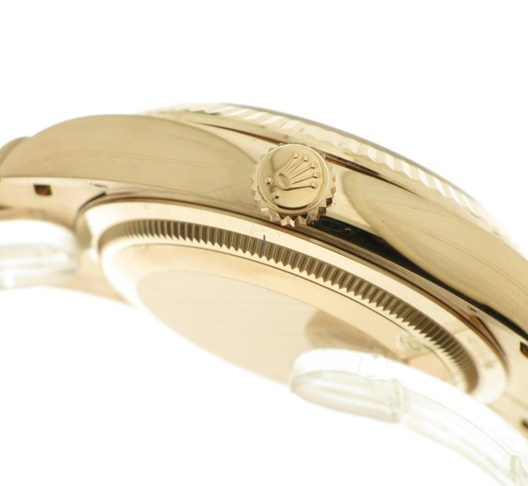 Rolex Day-date 36 Mother Of Pearl Diamond