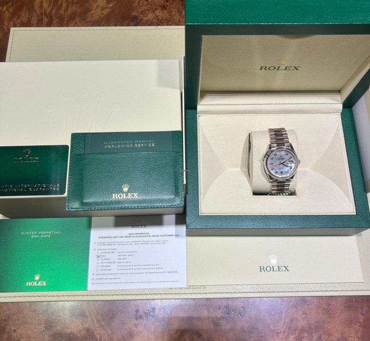 Rolex Day-date 36 Mother Of Pearl Diamond