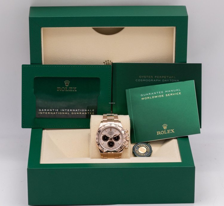 Rolex Daytona 18kt Everose Sundust Dial Box And Papers 2021 116505