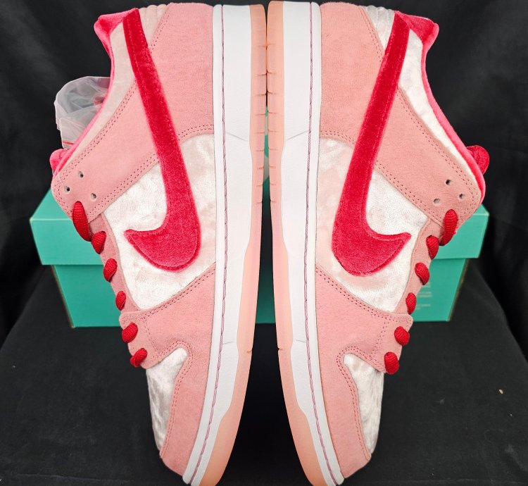 Nike Sb Dunk Low Strangelove Valentine Day 2020 Men