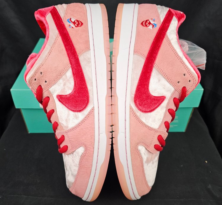 Nike Sb Dunk Low Strangelove Valentine Day 2020 Men