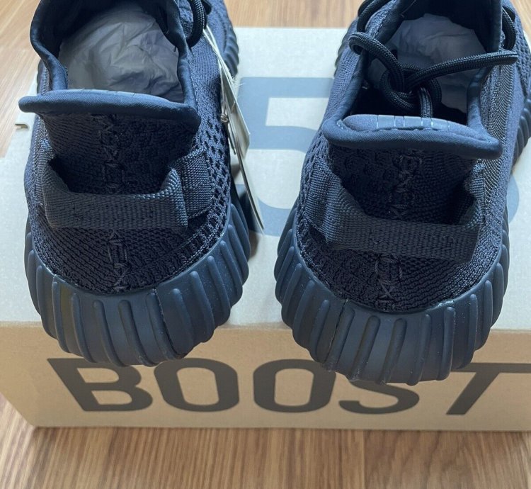 8 5 Yeezy 350 V2 Onyx Black 2023 V1 700 Pirate Utility 500