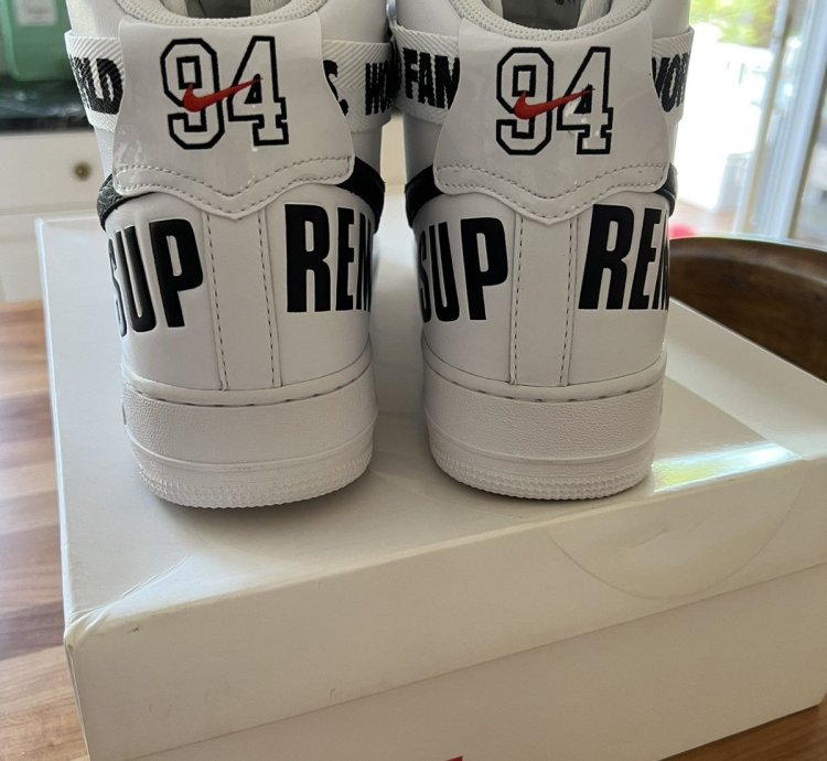 Supreme Nike Air Force 1 High World Famous White