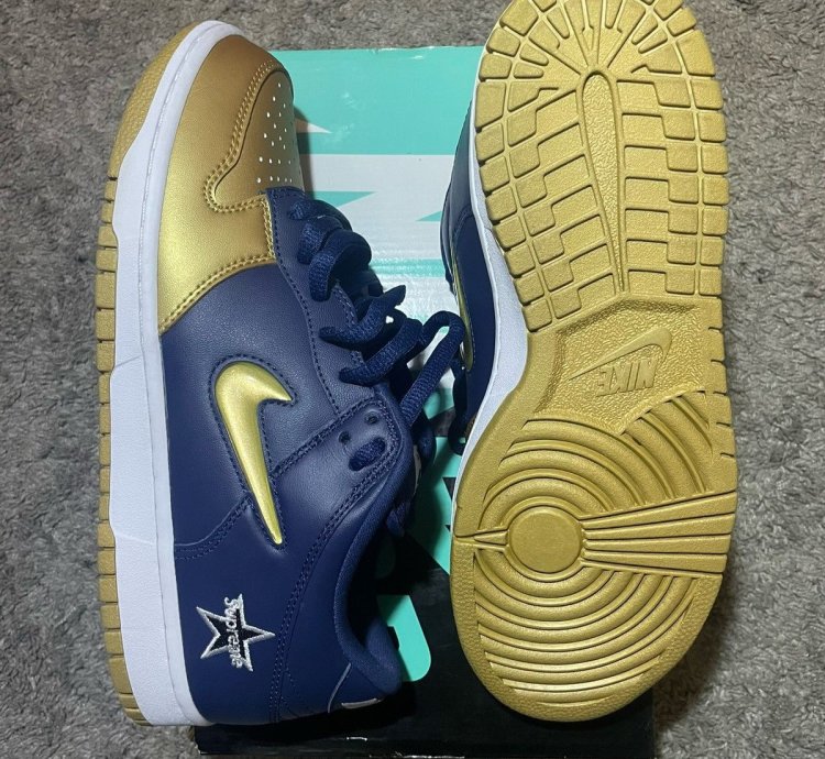 Nike Sb Dunk Low Supreme Jewel Swoosh Gold