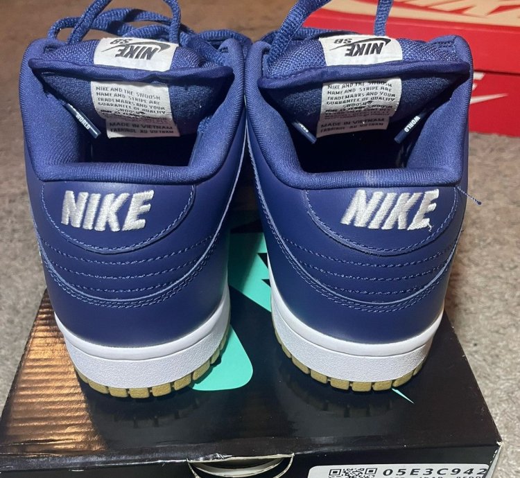 Nike Sb Dunk Low Supreme Jewel Swoosh Gold