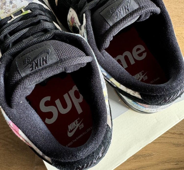 Nike Sb Dunk Low Supreme Rammellzee