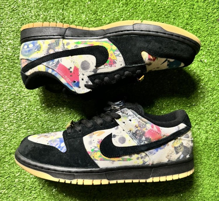 Nike Sb Dunk Low Supreme Rammellzee
