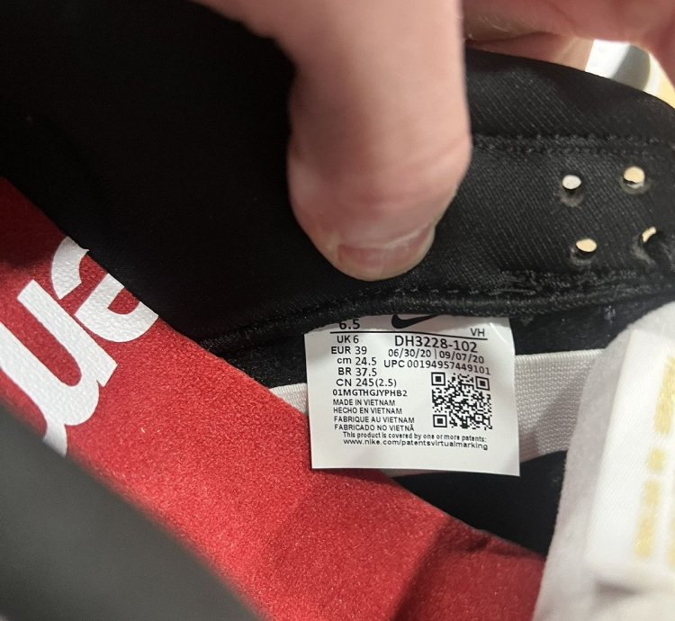 Nike Sb Dunk Low Supreme Stars Black