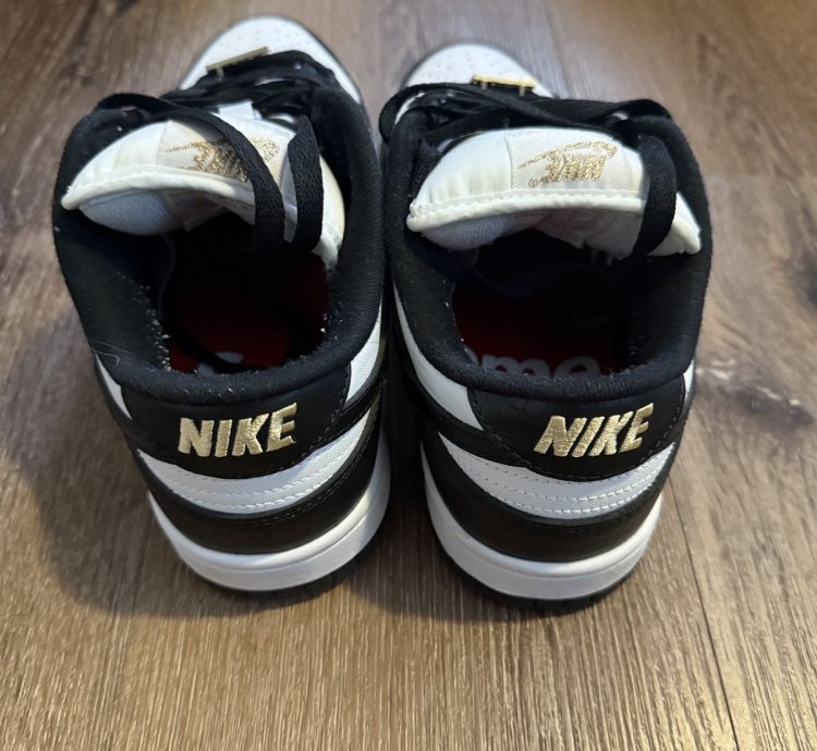 Nike Sb Dunk Low Supreme Stars Black