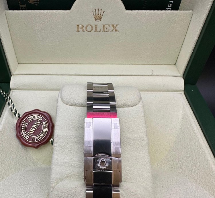 Rolex Daytona 2007 White Dial 116520 Full Stickers Full Set Nos Unworn