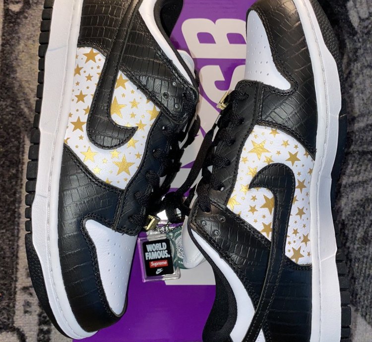 Nike Sb Dunk Low Supreme Stars Black 2021