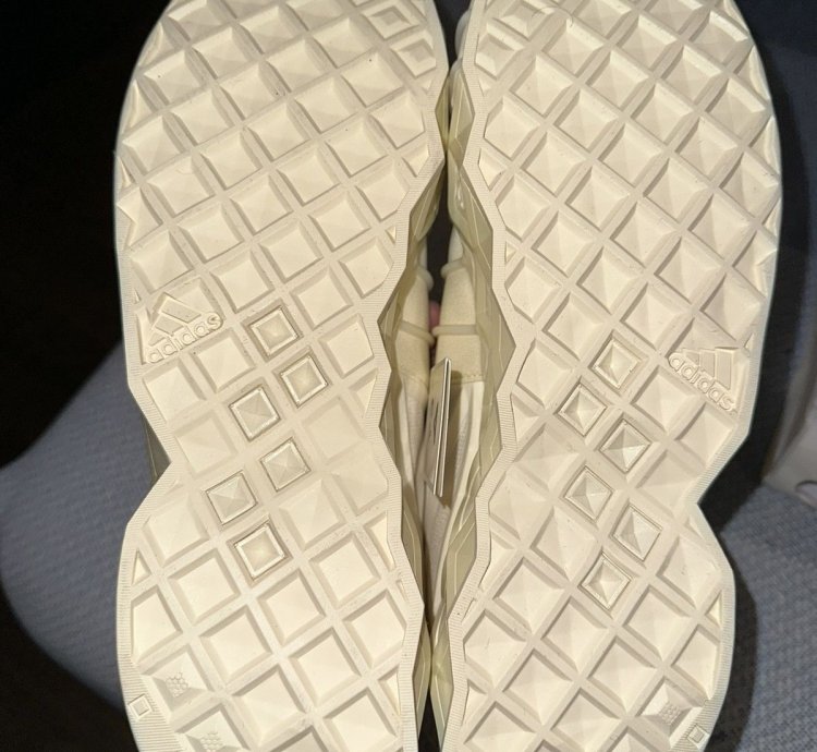 Adidas -3 Yuuto Palace