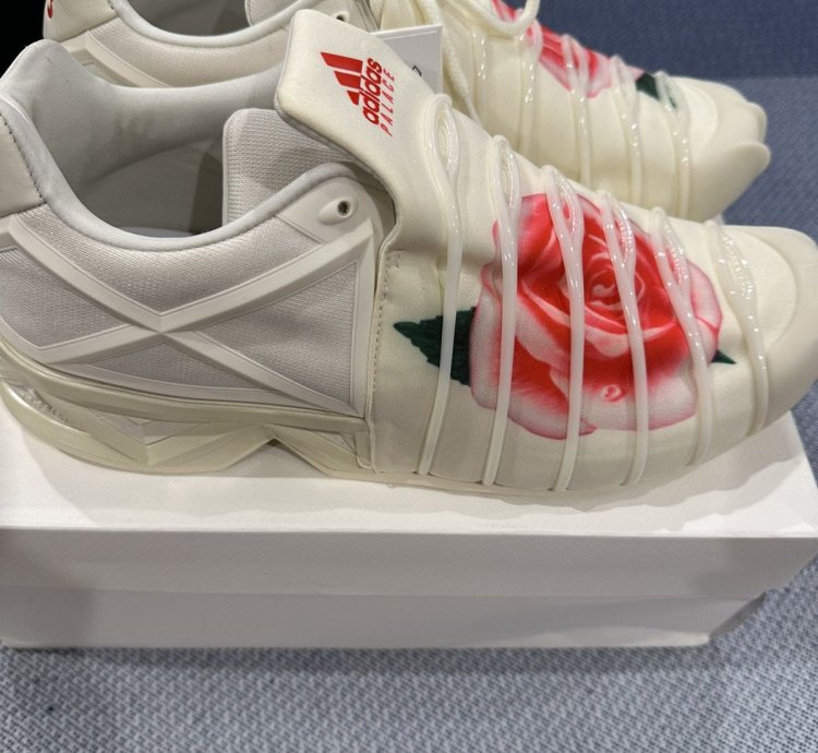 Adidas -3 Yuuto Palace
