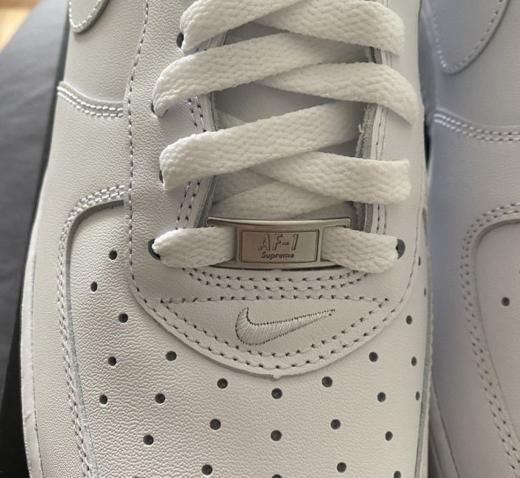Supreme Nike Air Force 1 Low Sp - White