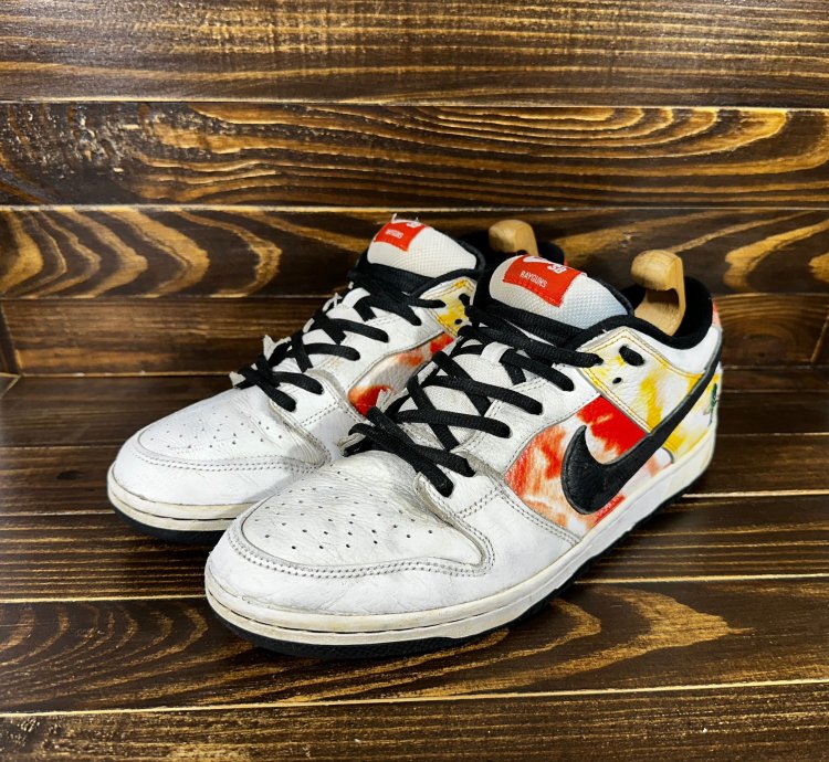 Nike Sb Dunk Low Tie-dye Raygun - White Men Sneakers