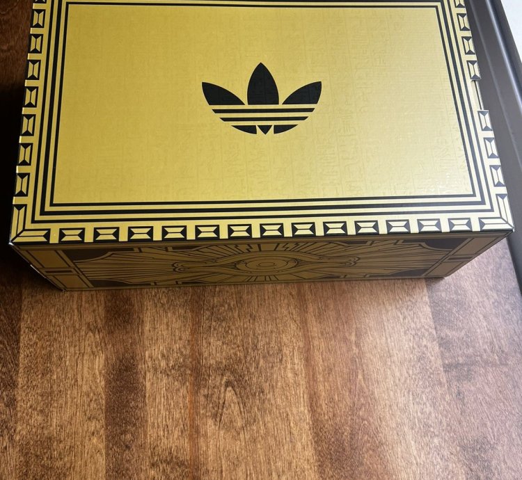 Adidas Adi2000 Yugioh Yugi World