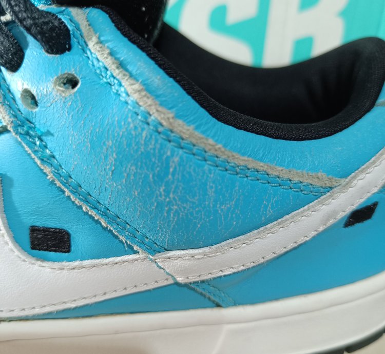 Nike Sb Dunk Low Tokyo Blue Taxi Taxi