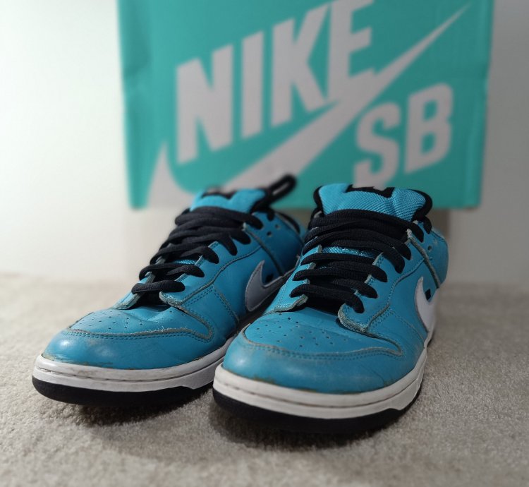 Nike Sb Dunk Low Tokyo Blue Taxi Taxi