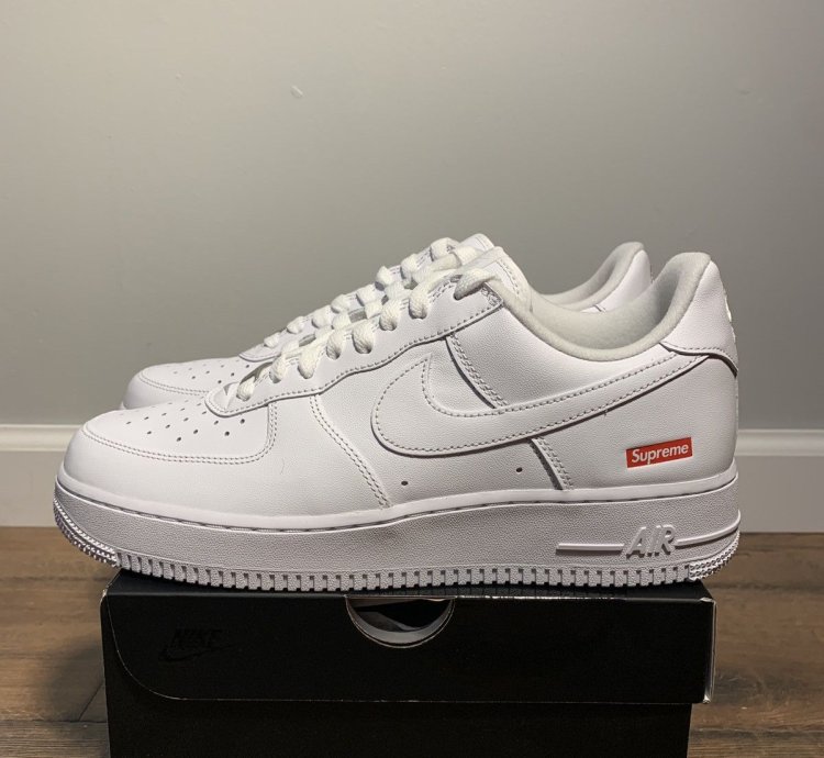Supreme Nike Air Force 1 Low White