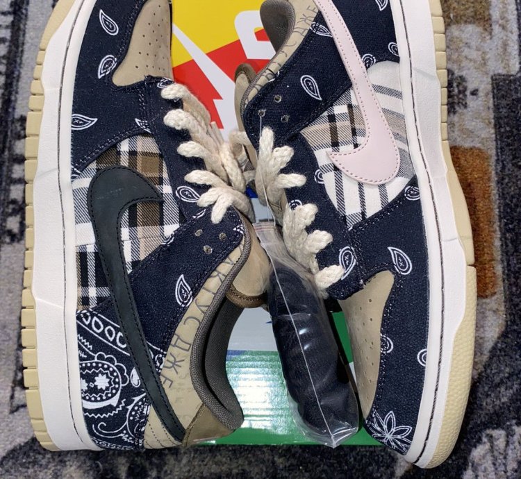 Nike Sb Dunk Low Travis Scott