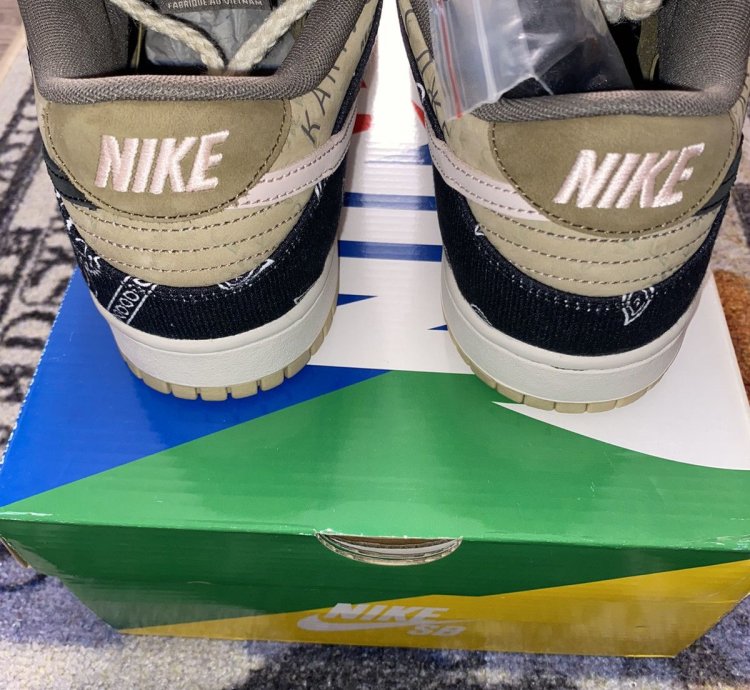 Nike Sb Dunk Low Travis Scott