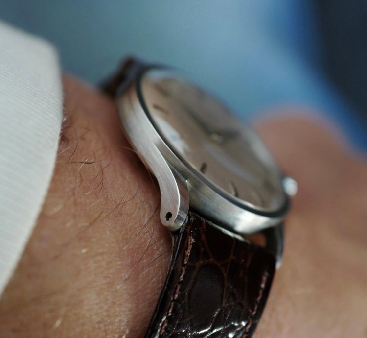 Patek Philippe Calatrava Platinum Calatrava Watch Ref 570 With Archive