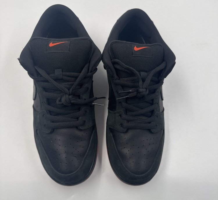 Nike Sb Dunk Low Trd Qs Black Pigeon Sneakers