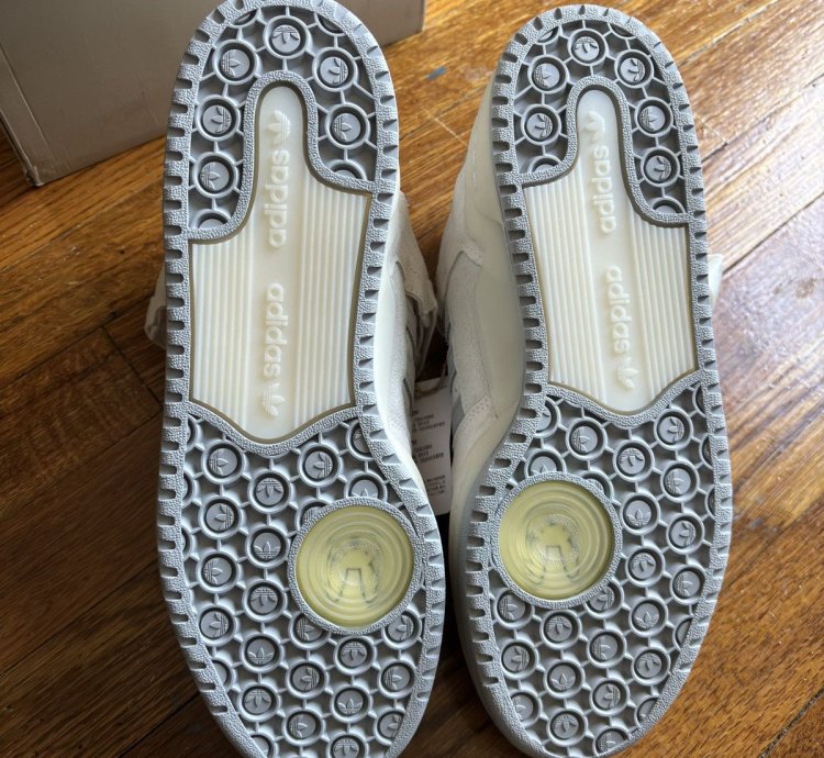 Adidas Bad Bunny Last Forum